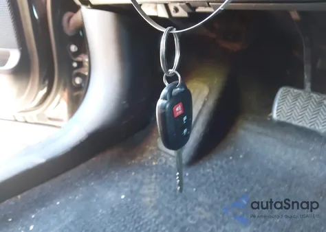 2017 Toyota Rav4 Xle из США, поврежденный, VIN 2T3RFREV9HW568284